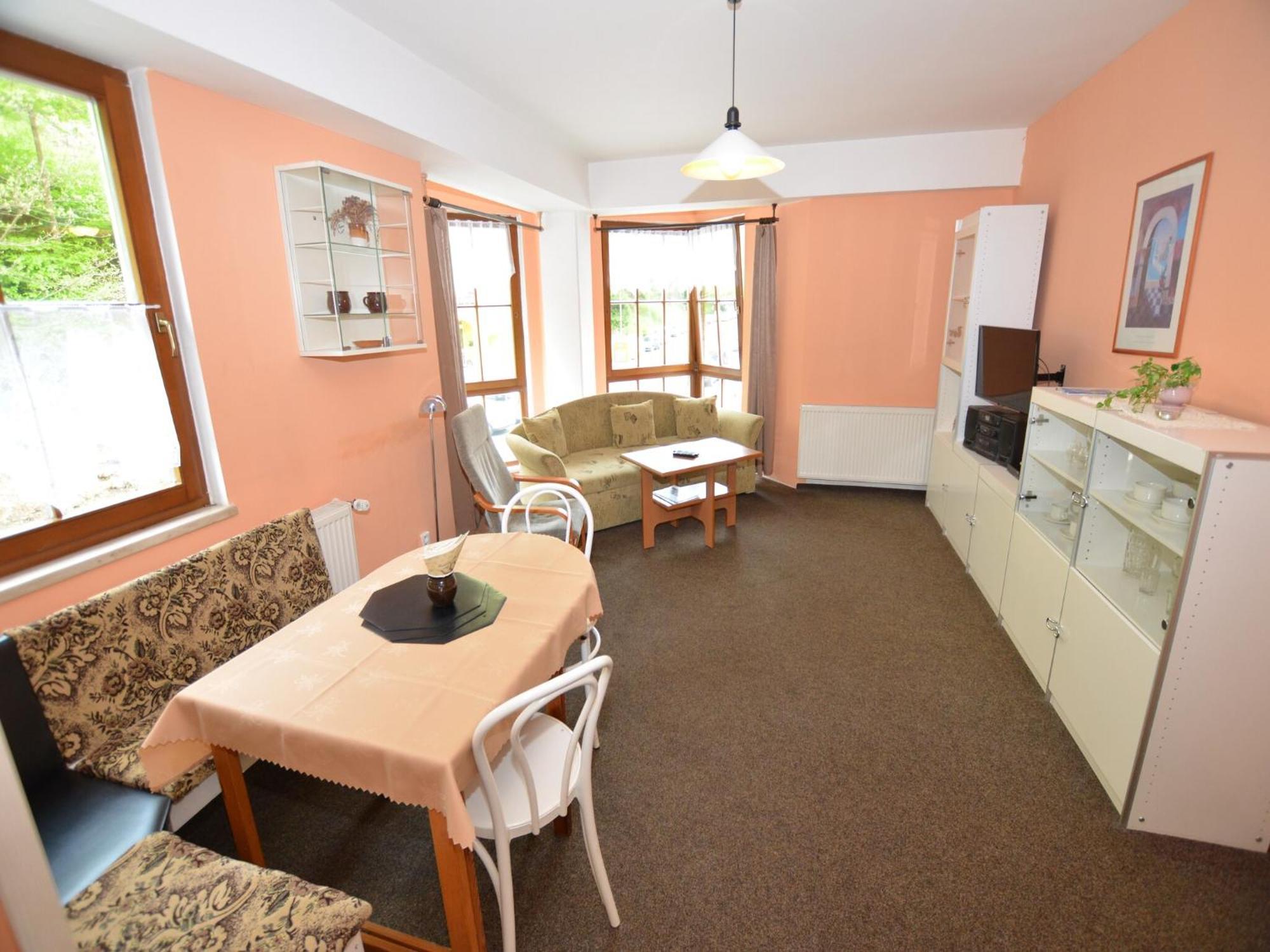 Snug Apartment In Jachymov Near Ski Area Luaran gambar