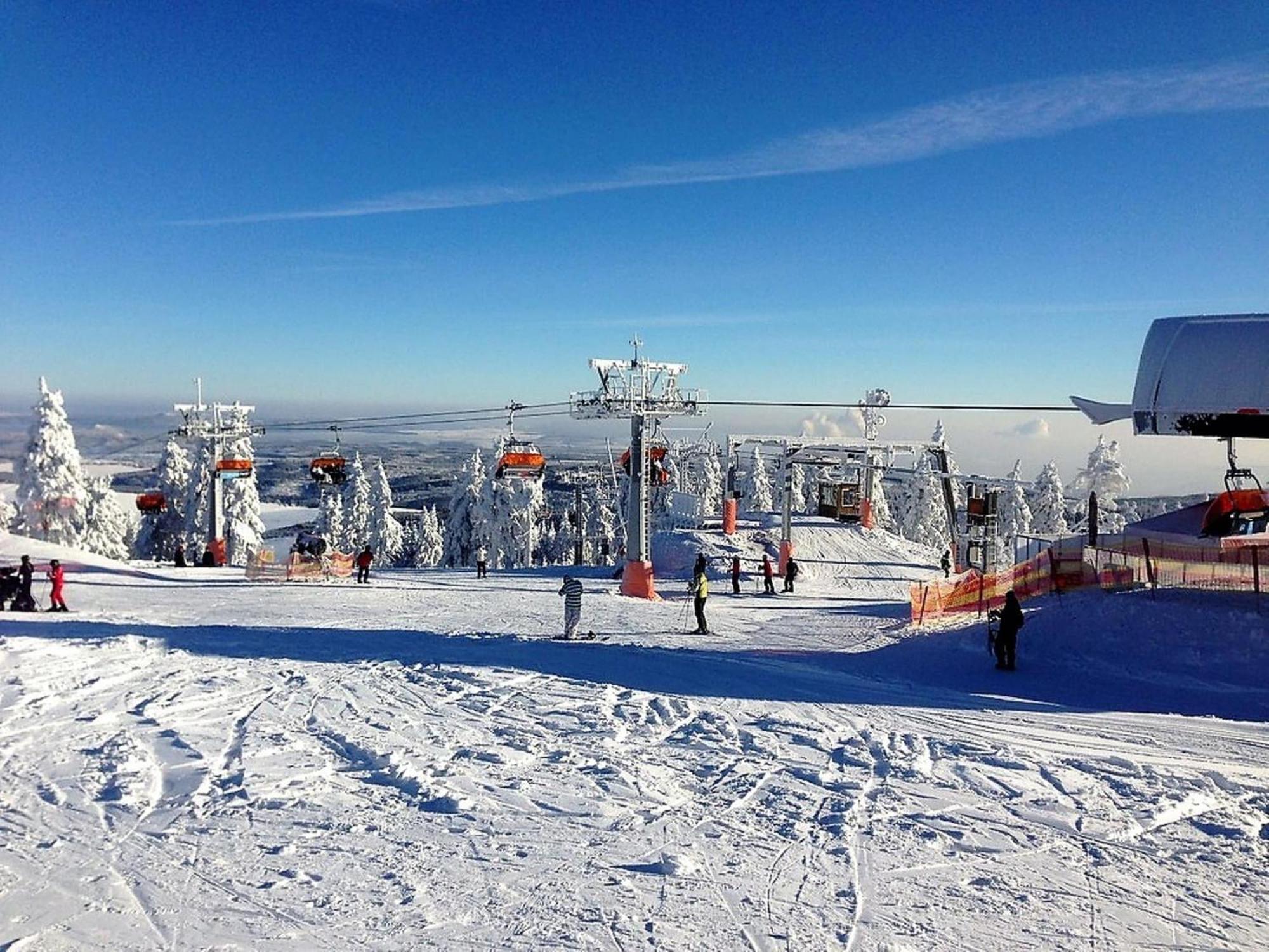 Snug Apartment In Jachymov Near Ski Area Luaran gambar